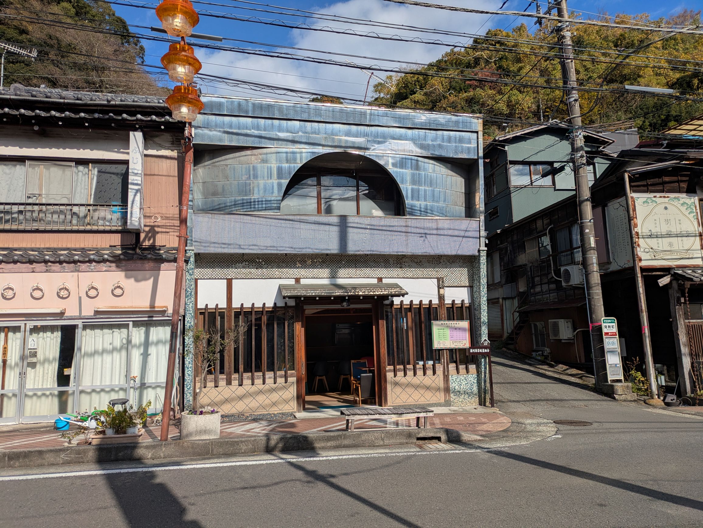 八亀店舗　貸店舗　飲食店　（定期借家）居抜き